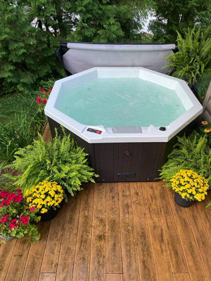 Canadian Spa Muskoka 5-Person 14-Jet Portable Luxury Hot Tub